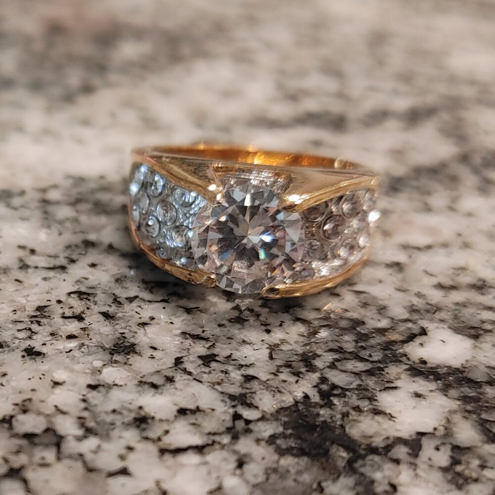 Swarovski Crystal Ring, Gold Plated, Swan Signed, Size 9